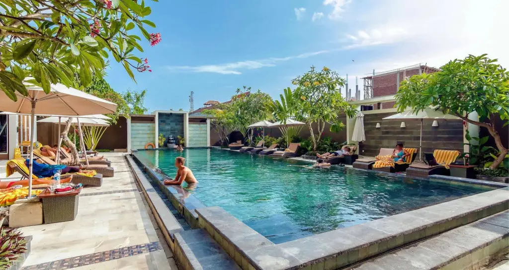 Кута: 库塔赛缇阿布提禅室酒店(Zen Rooms Kuta Setiabudi)