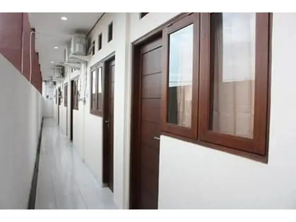 Кута: Nida Rooms Gelogor Carik Denpasar at Guest House Orchid