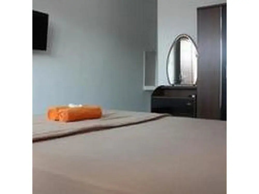 Кута: Nida Rooms Gelogor Carik Denpasar at Guest House Orchid