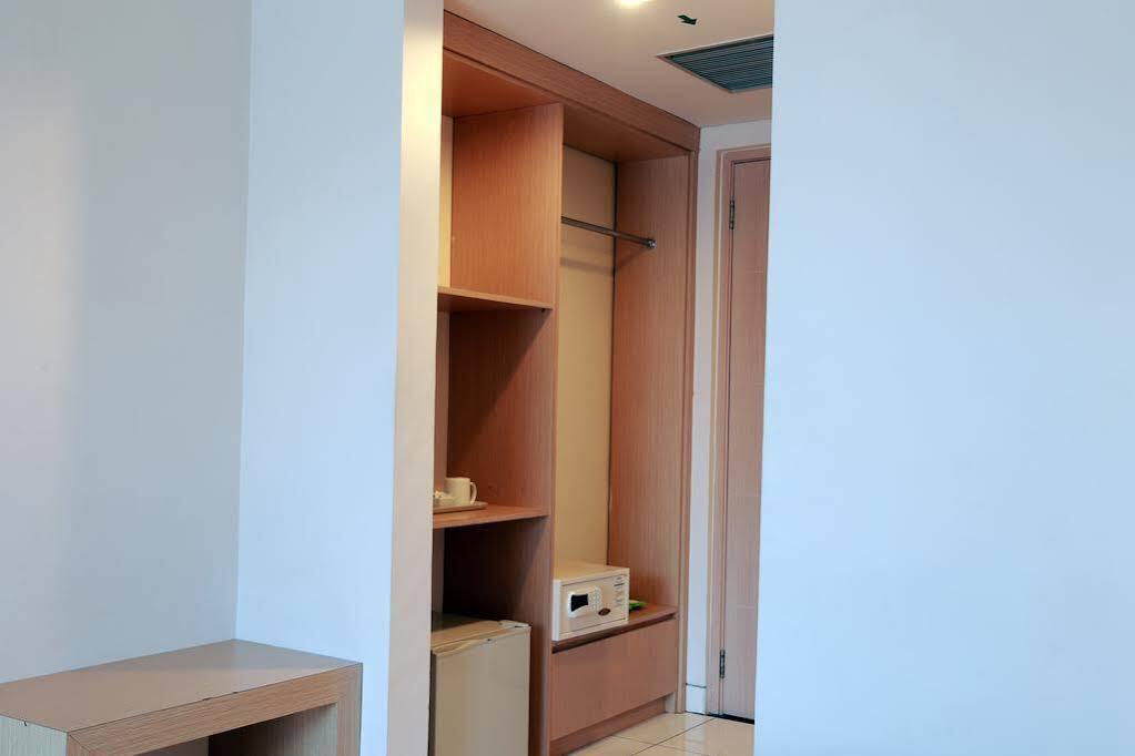 RedDoorz Plus @ Lippo Mall Kuta — фото 1
