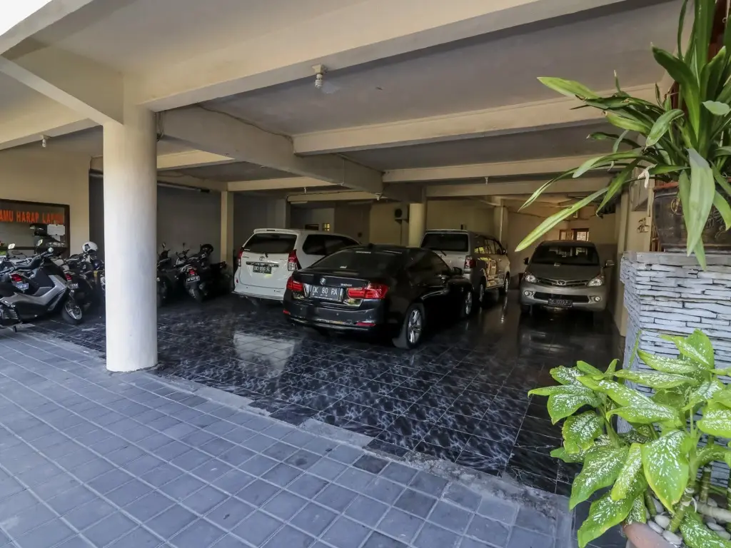 Кута: Nida Rooms Bali Bakungsari Kemboja at Hotel the Flora Kuta Bali