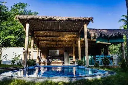 Jerowaru: FabuLou's Place