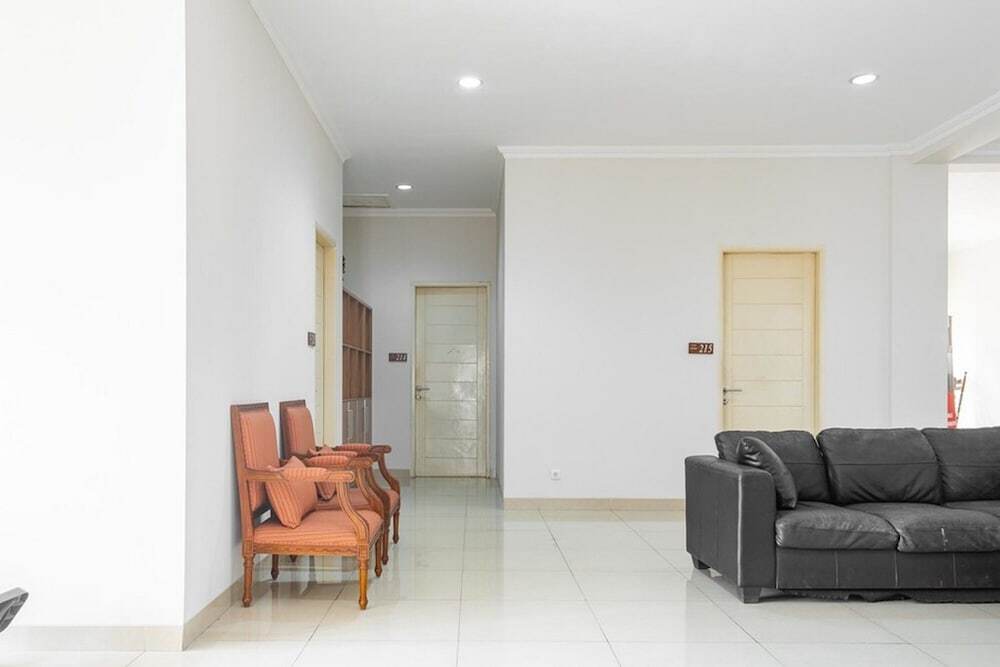 Южный Тангеранг: RedDoorz near Siloam Karawaci 3