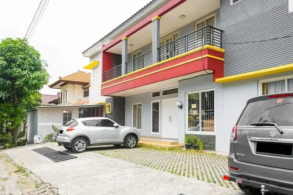 RedDoorz near Siloam Karawaci 3 — фото 1