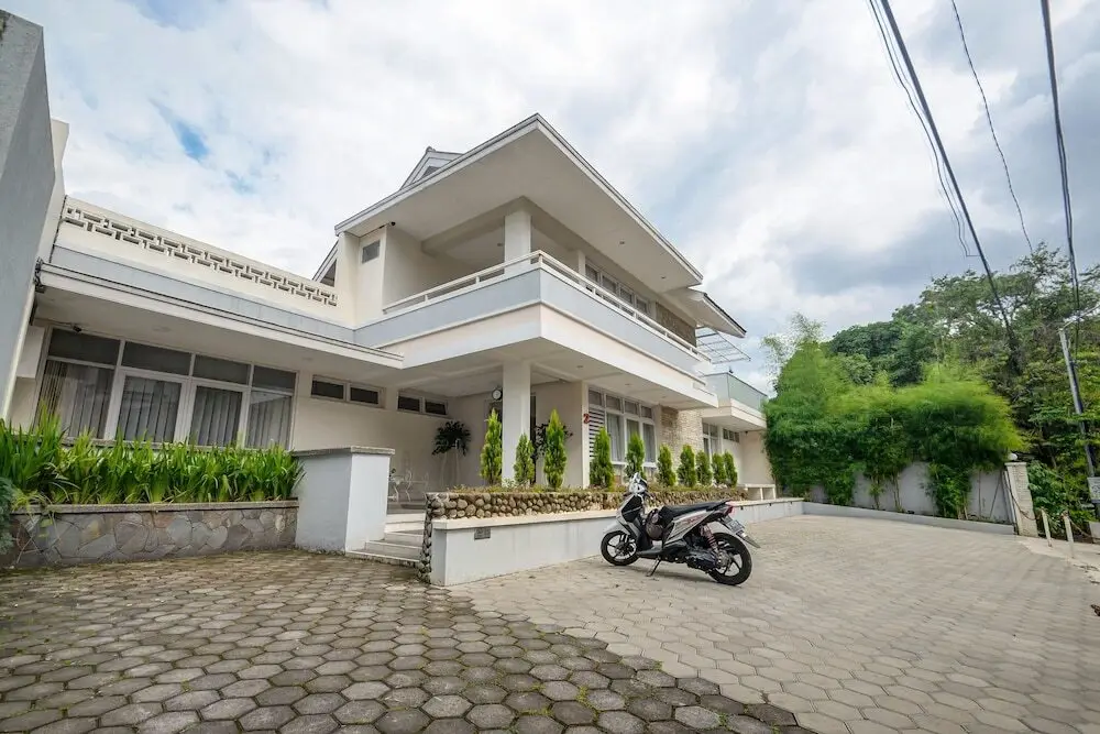 Airy Dago Dipatiukur Kyai Luhur 2 Bandung — фото 1