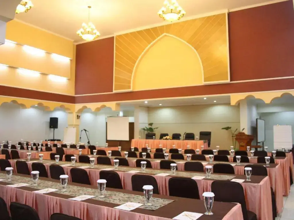 Бандунг: Airy Batununggal Soekarno Hatta 464 Bandung