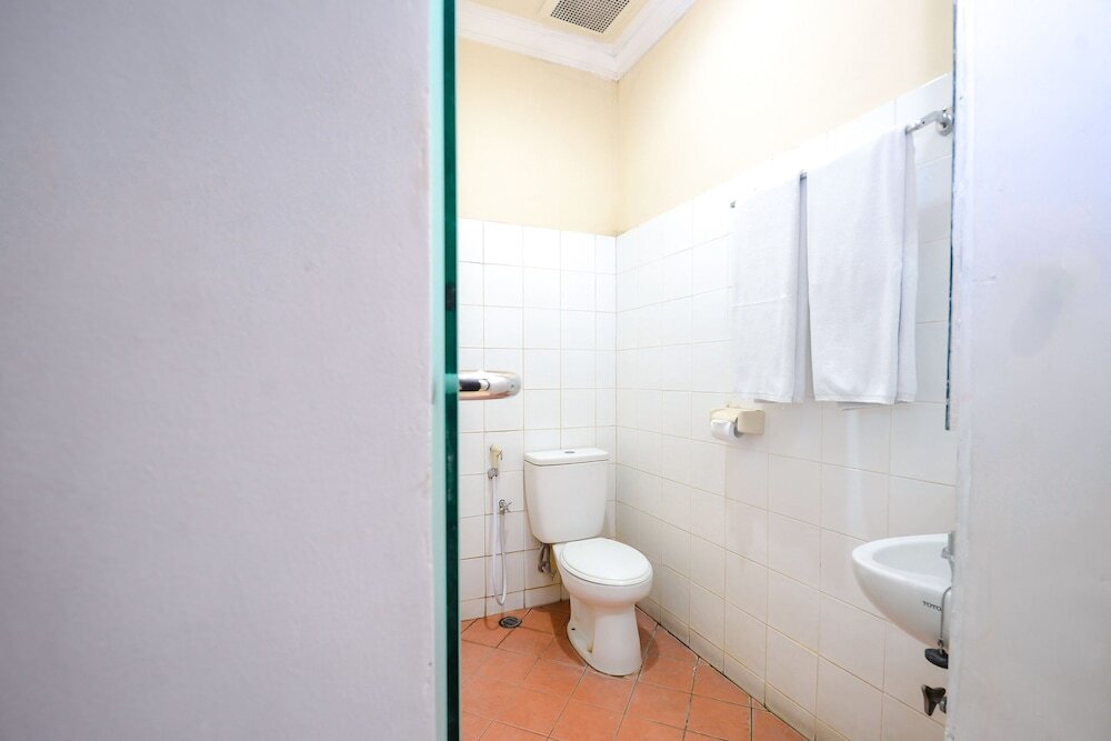 Кедири: Airy Mojoroto Jaksa Agung Suprapto 26 Kediri