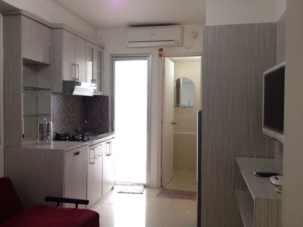 Джакарта: Apartment Kalibata City By Luxury Pro