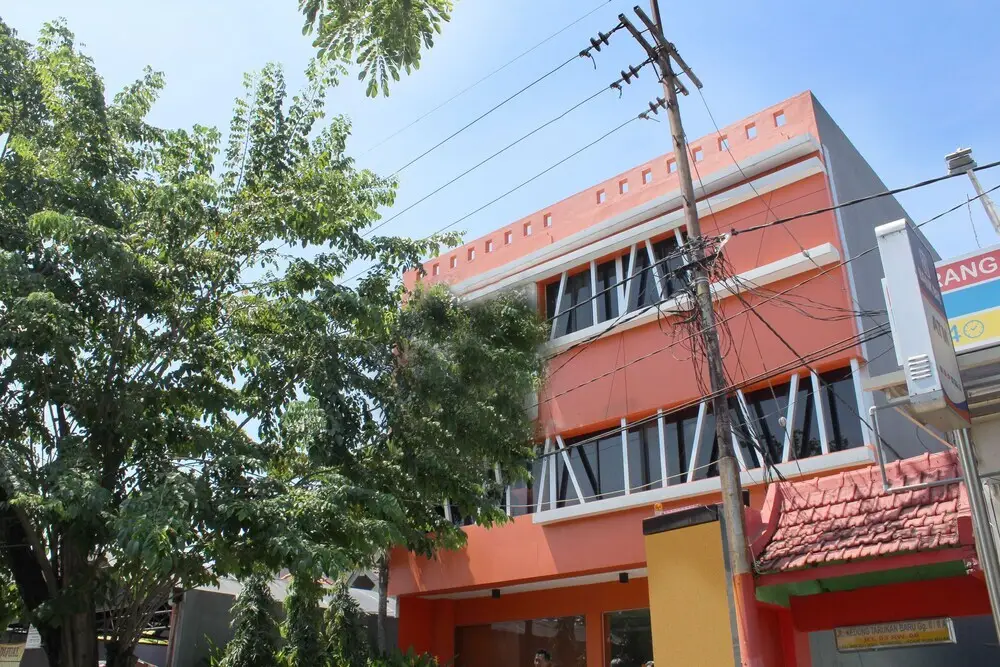 Сурабая: Airy Gubeng Soetomo Karang Menjangan 17 Surabaya