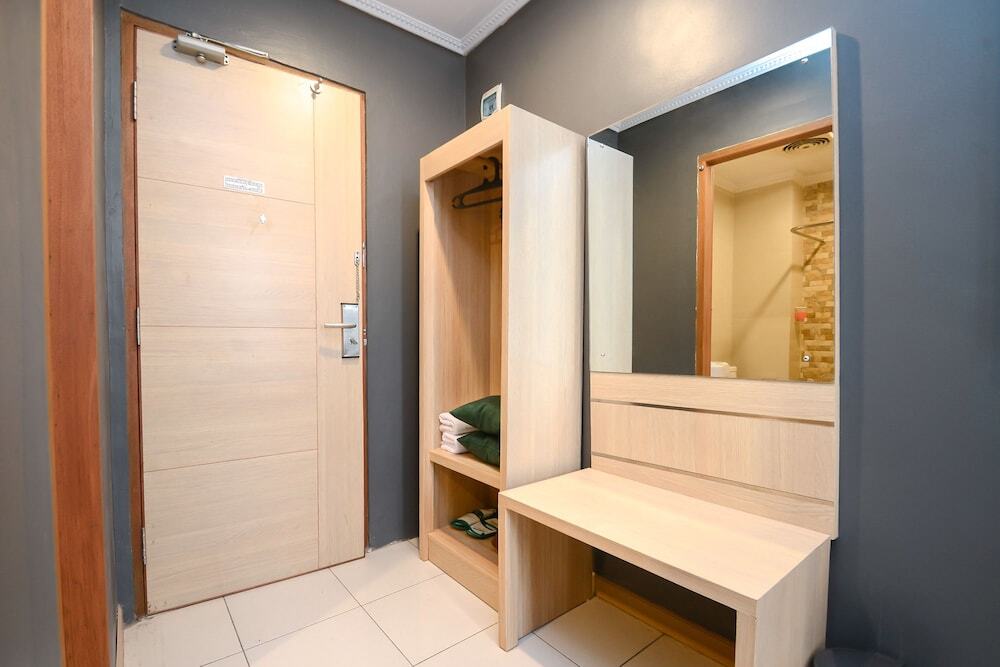 Бандунг: Airy Regol Dewi Sartika 108 A Bandung