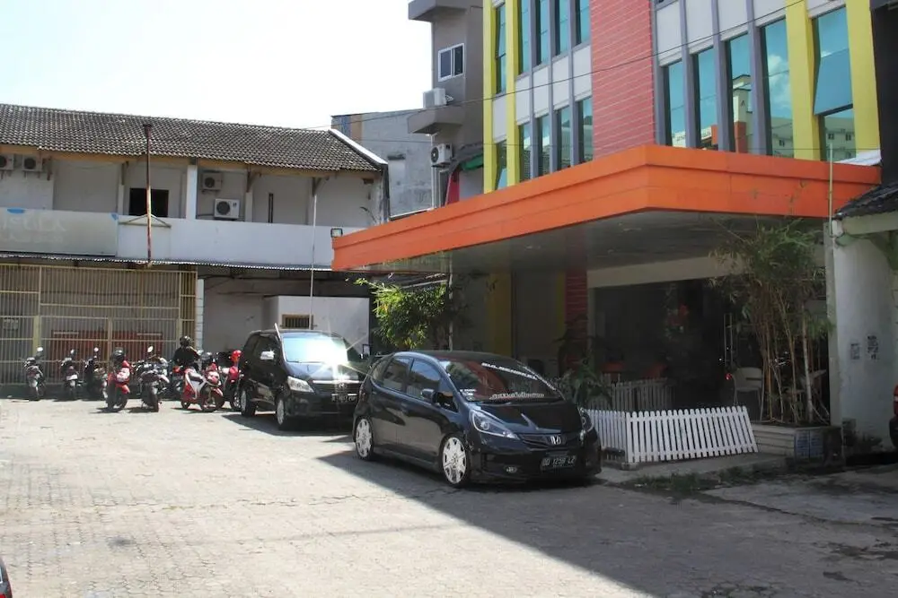 Макассар: Airy Panakkukang Boulevard Topaz F8 Makassar