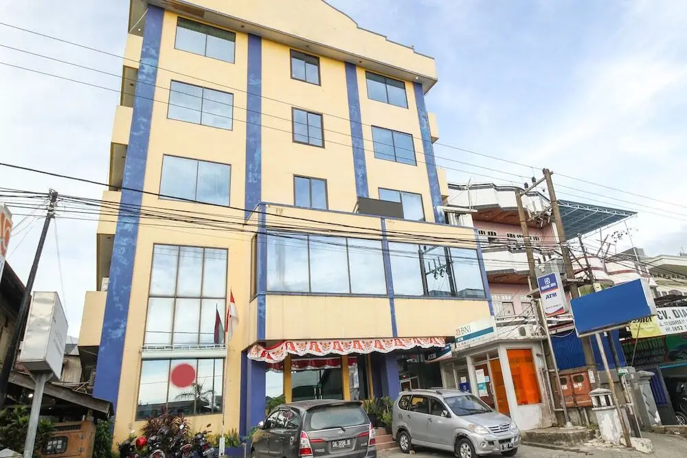 Таракан: Airy Lingkas Ujung Yos Sudarso 7 Tarakan