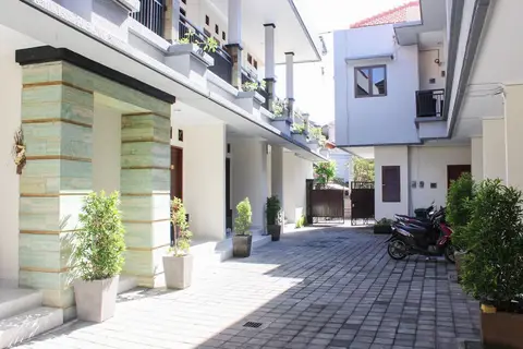 艾里巴厘岛库塔库布安雅尔甘克雷瑟克 5B 酒店(Airy Kuta Kubu Anyar Gang Kresek 5B Bali) — фото 1