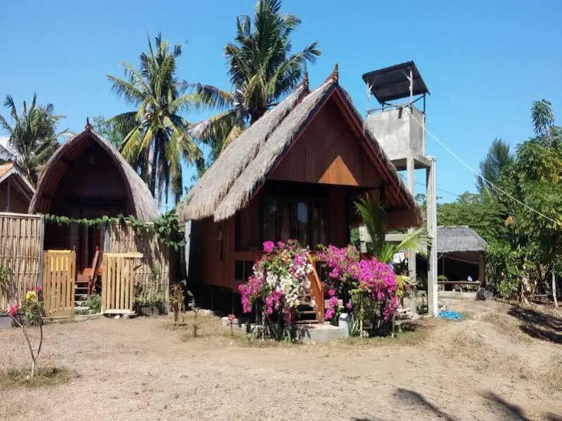 Гили Аир: Bollata Bintang Beach Hotel