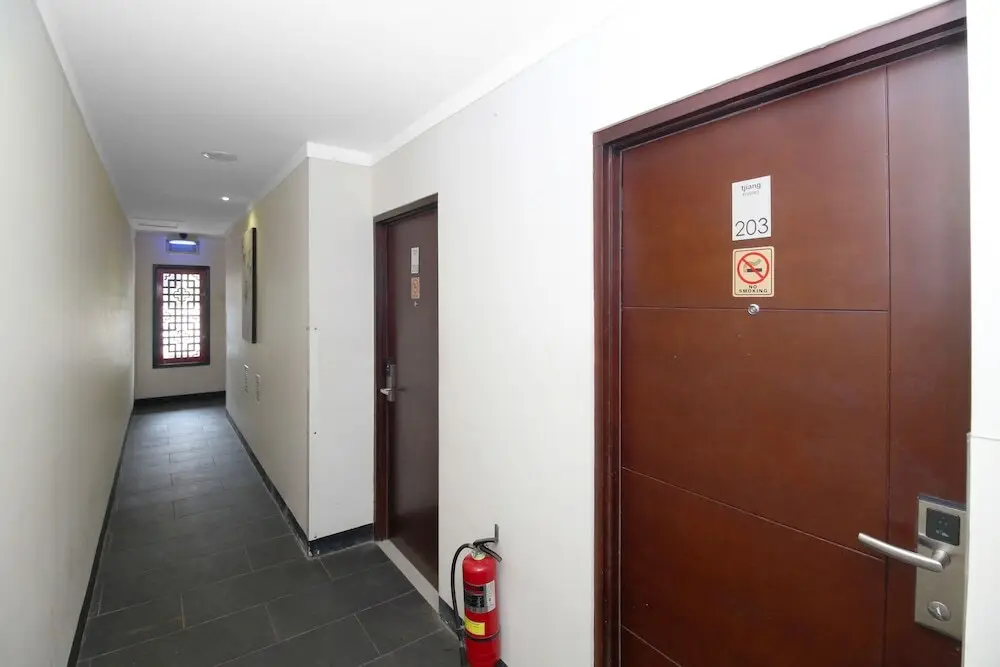 Семаранг: Airy Kranggan Gang Pinggir Semarang