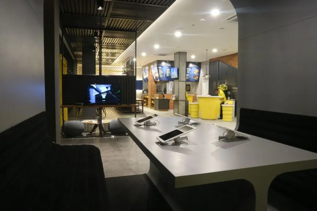Джакарта: YELLO Hotel Manggarai Jakarta