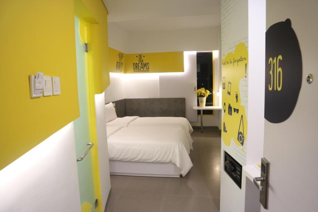 Джакарта: YELLO Hotel Manggarai Jakarta