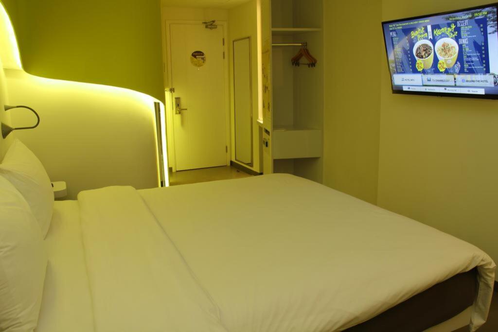 Джакарта: YELLO Hotel Manggarai Jakarta