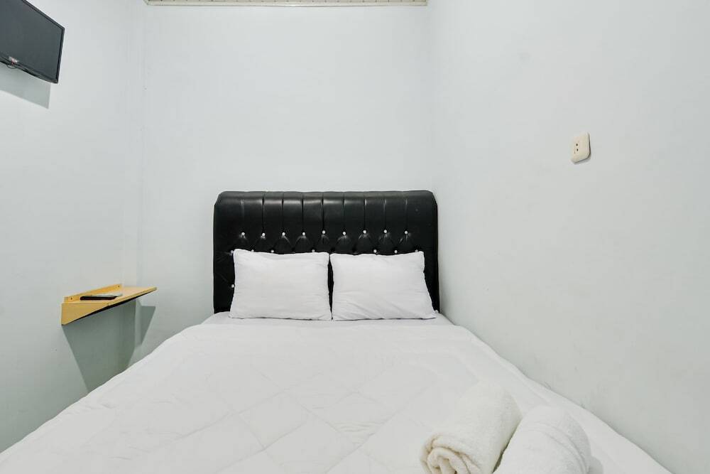 Медан: Vandolia Guest House RedPartner