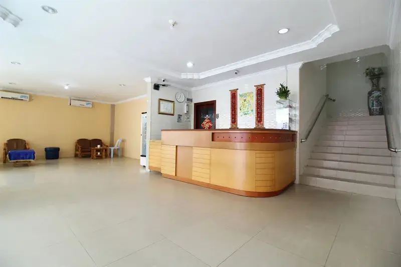 Батам: Airy Eco Nagoya Komplek Bumi Indah Blok Empat 42 Batam
