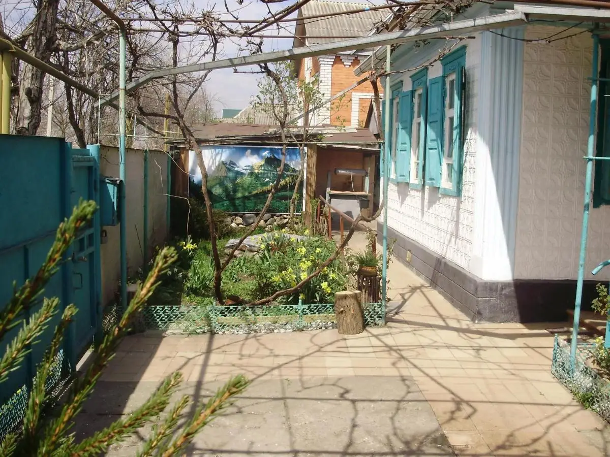 Мостовской: Chastnyij Guest House