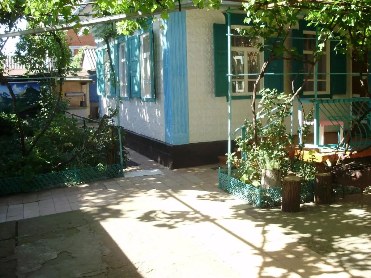 Мостовской: Chastnyij Guest House