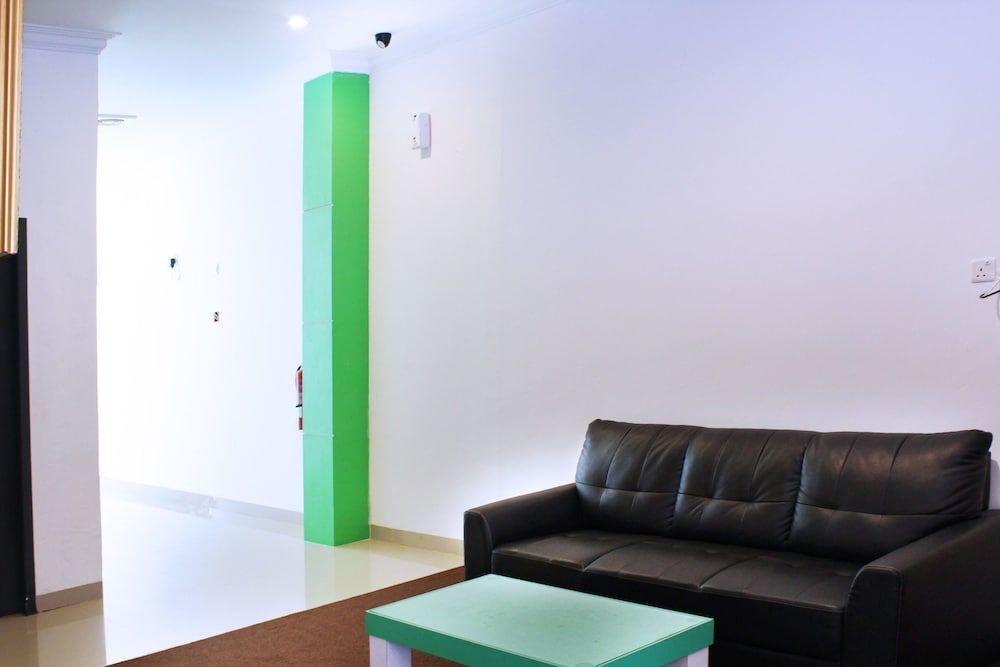 Батам: Airy Greenland Ahmad Yani Batam