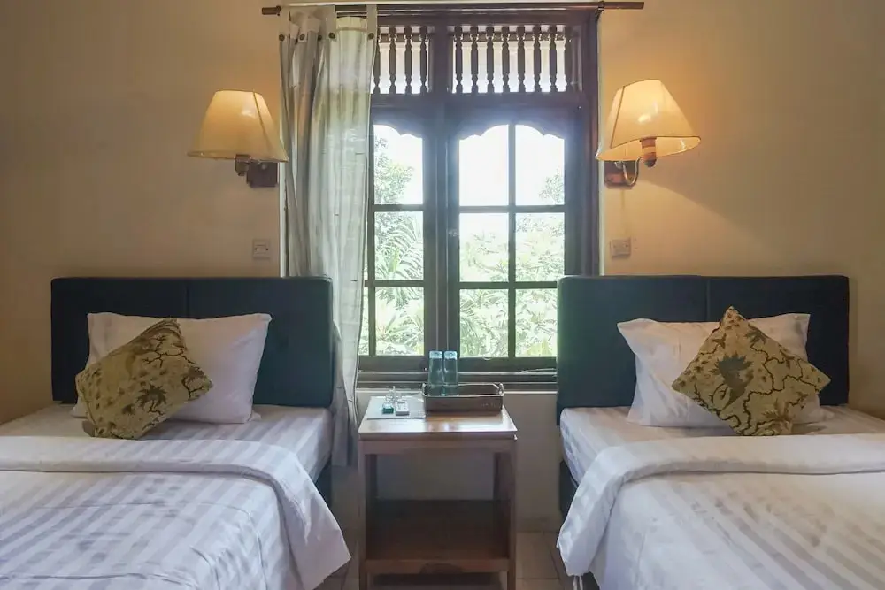 Убуд: Ubud City Hotel