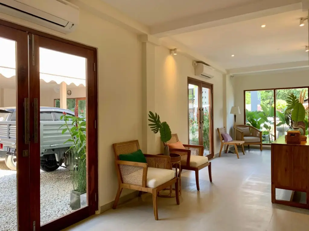 Матарам: Airy Eco Pantai Senggigi Lombok