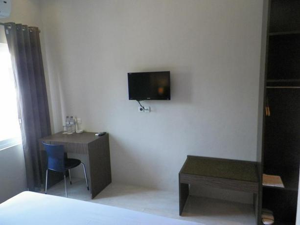Макассар: Hotel Artha Kencana Makassar