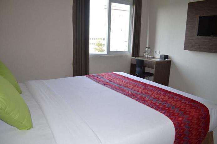 Макассар: Hotel Artha Kencana Makassar
