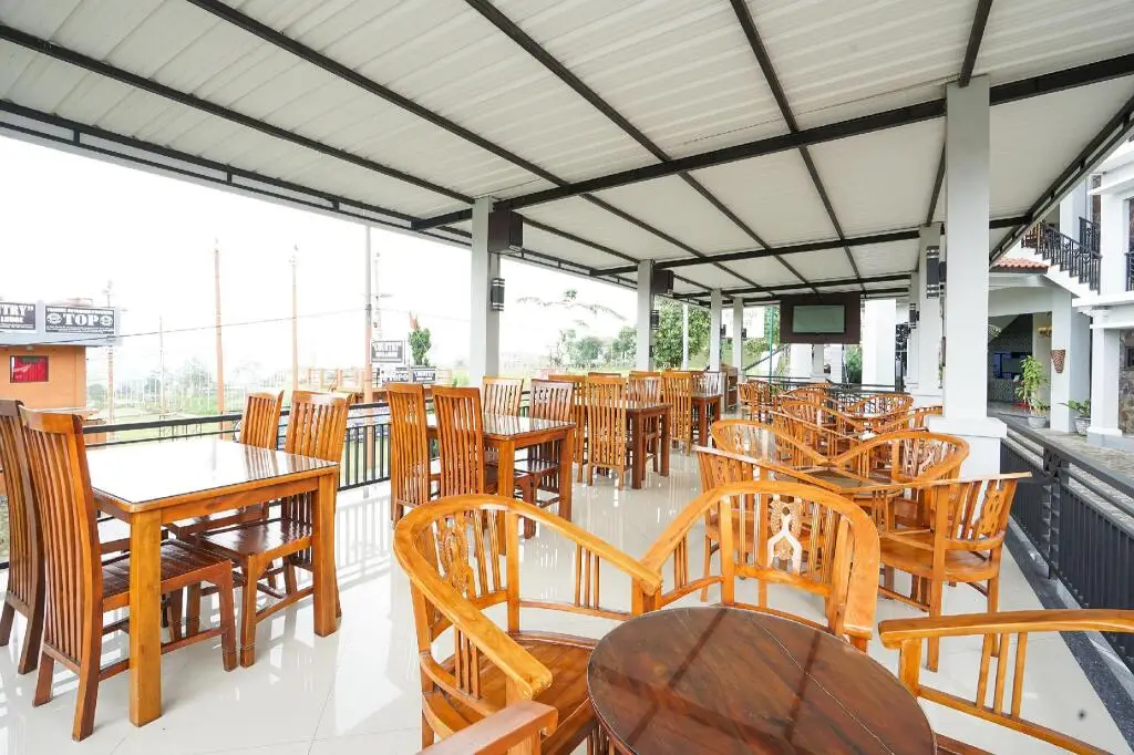 Травас: Avila Ketapan Rame Hotel