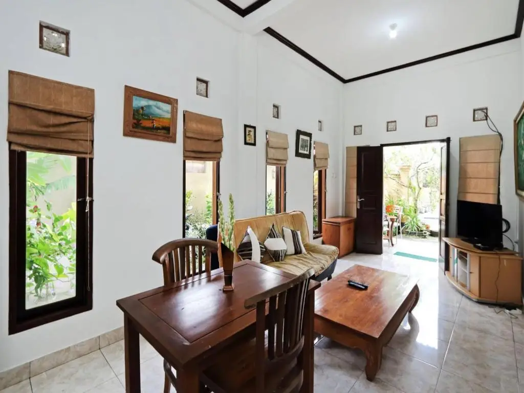Керобокан: Rumah Akira Seminyak