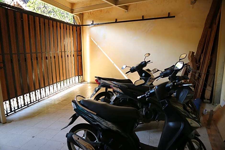 Унгасан: Home-Bience Hostel