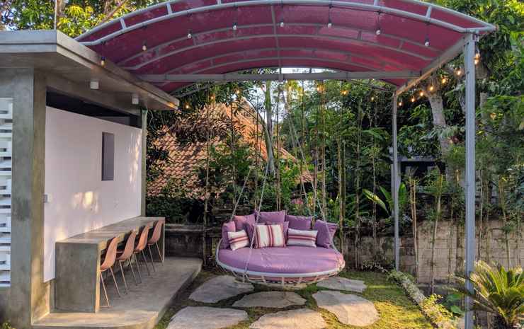 Сесе: Kayu Bali