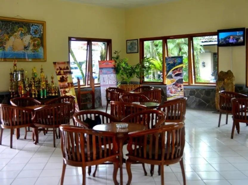 Барос: Augusta Sukabumi Hotel