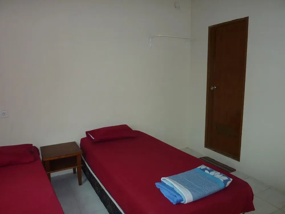 Чангу: Surfers Dorm House