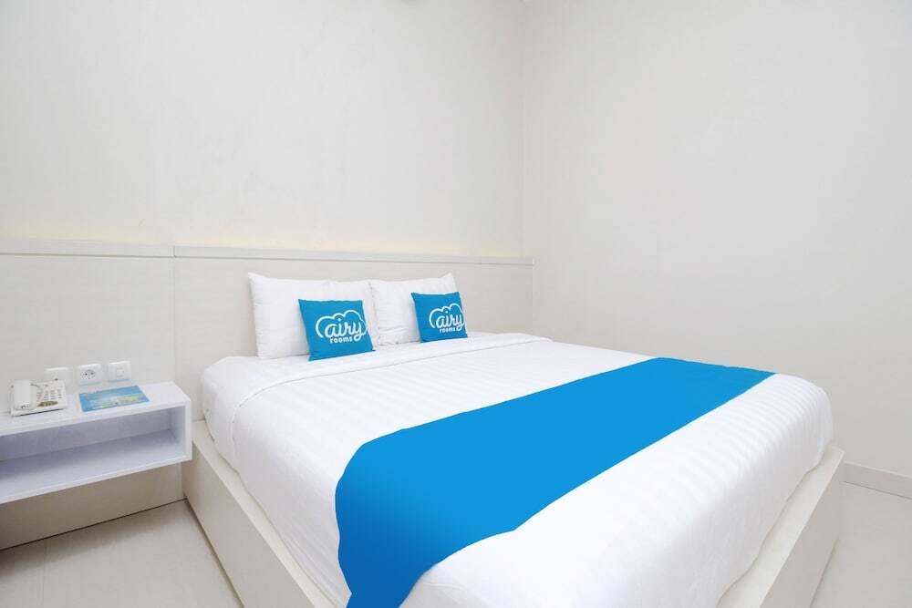 Суракарта: Airy Stasiun Balapan Natuna 4 Solo