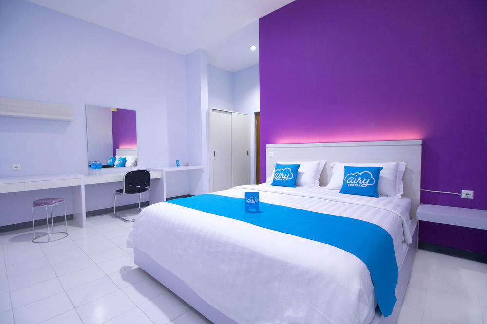 Суракарта: Airy Stasiun Balapan Natuna 4 Solo