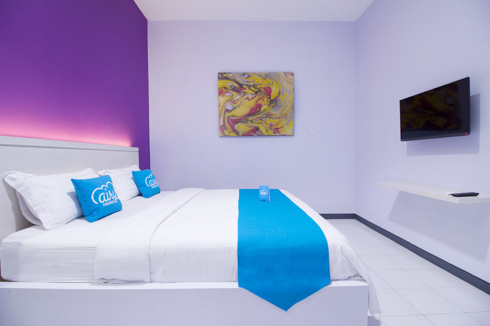 Суракарта: Airy Stasiun Balapan Natuna 4 Solo