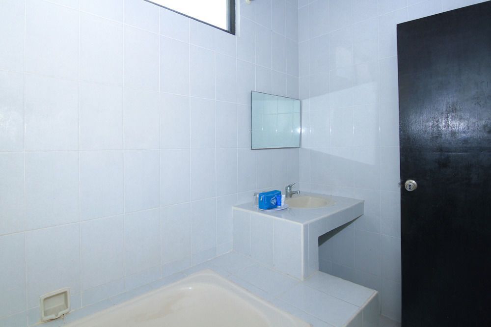 Кута: Airy Eco Pantai Kuta Poppies Lane Dua Bali