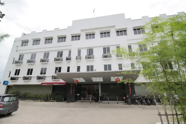 Батам: Airy Nagoya Raja Ali Batam