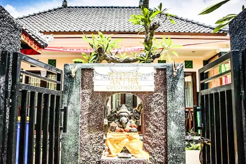 Reynold Artha Guest House — фото 1