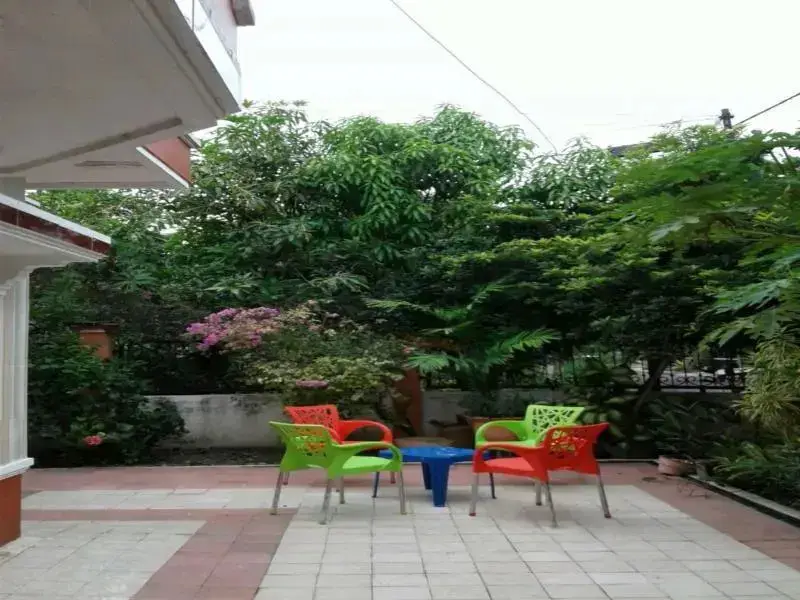 Сидоарджо: Taman @tHome