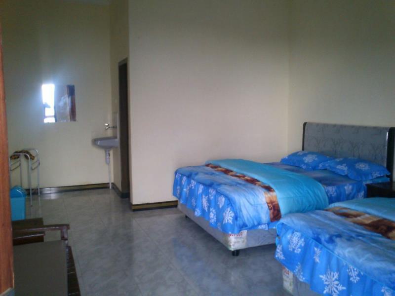 Надисари: Rahayu Hotel