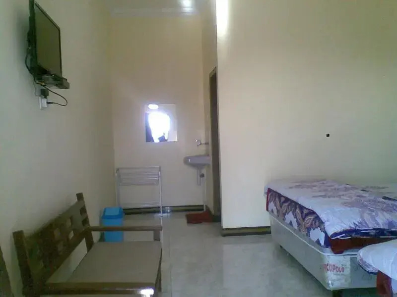 Надисари: Rahayu Hotel