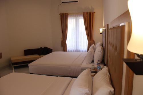 Сунгайлиате: 派松娜湾酒店(Pesona Bay Hotel)