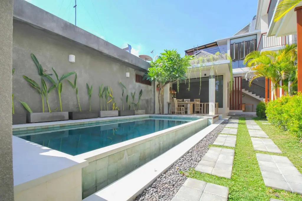 Кута: 艾里巴厘岛水明漾库提一段甘皮桑库塔酒店(Airy Seminyak Kunthi Satu Gang Pisang Kuta Bali)