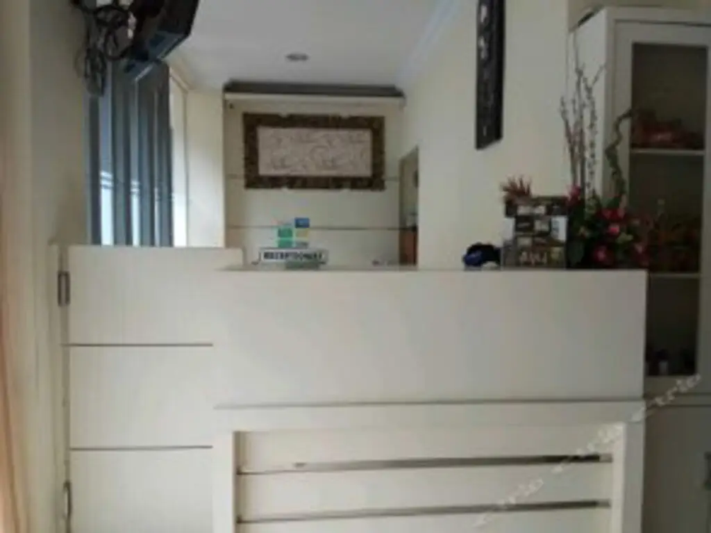 Маланг: Lily Guest House