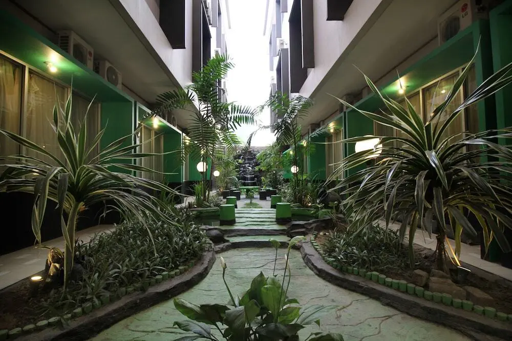 Кендари: Airy Syariah Kendari Barat Edy Sabara 1A